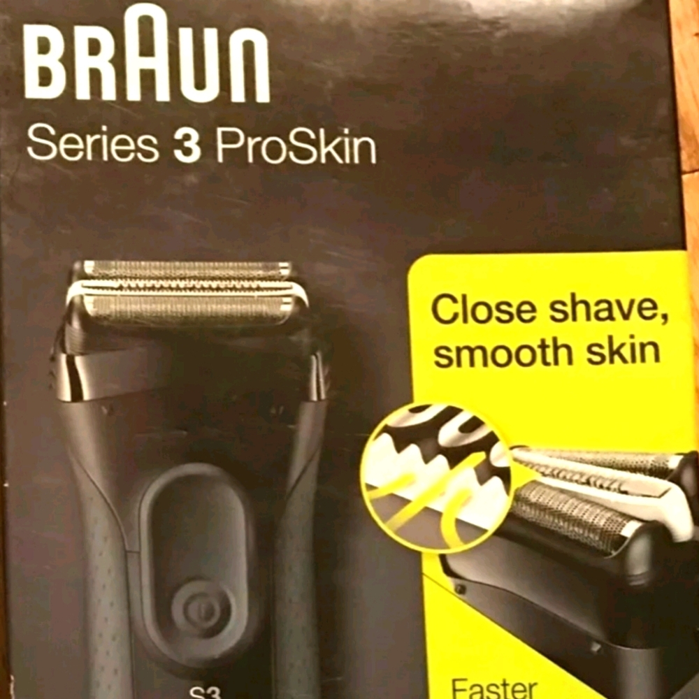 Braun Series 3 Proskin Shaver 3000s